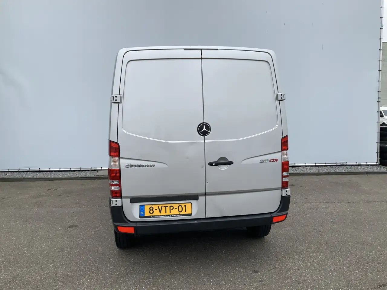 Mercedes-Benz Sprinter 213 2.2 CDI 325 L1H1 Airco Cruise Euro 4 - Furgone chiuso: foto 2 Mercedes-Benz Sprinter 213 2.2 CDI 325 L1H1 Airco Cruise Euro 4 - Furgone chiuso: foto 2