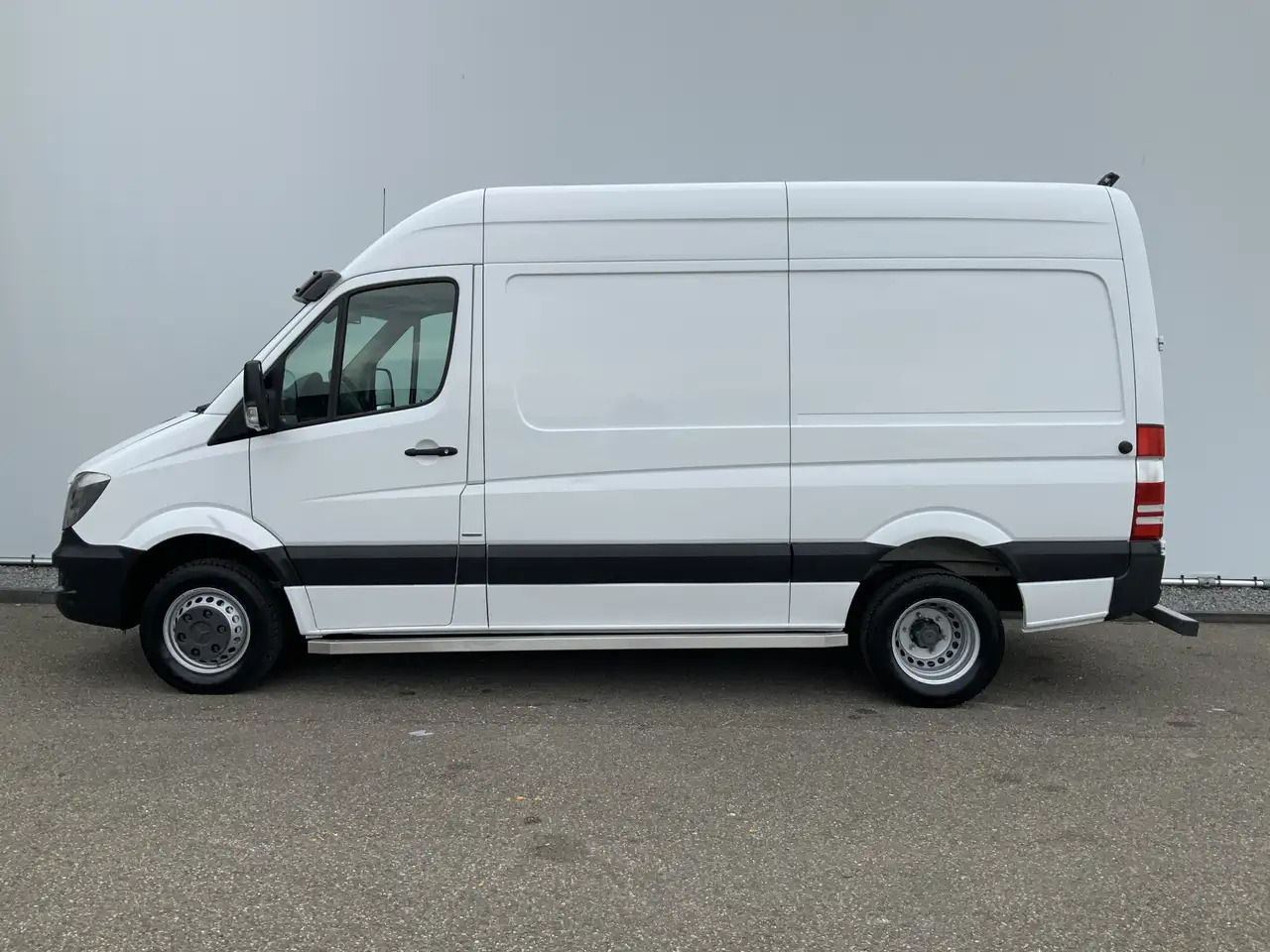 Mercedes-Benz Sprinter 513 2.2 CDI 366 L2H2 Dub Lucht Airco Camera Trekha - Furgone chiuso: foto 3 Mercedes-Benz Sprinter 513 2.2 CDI 366 L2H2 Dub Lucht Airco Camera Trekha - Furgone chiuso: foto 3