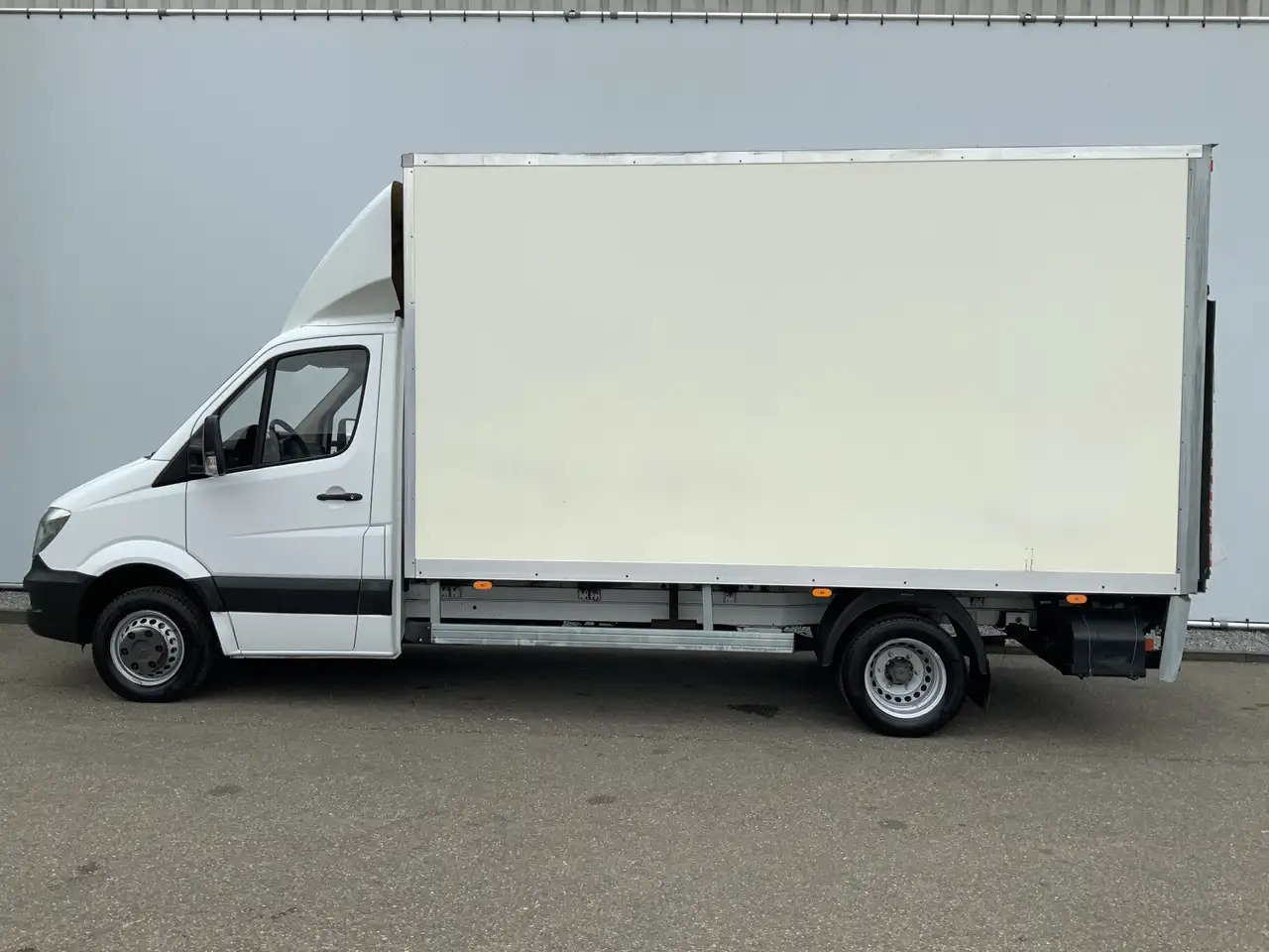 Mercedes-Benz Sprinter 513 2.2 CDI 432 Meubelbak&Lift Zijdeur Cruise 3 Zi - Furgone box: foto 3 Mercedes-Benz Sprinter 513 2.2 CDI 432 Meubelbak&Lift Zijdeur Cruise 3 Zi - Furgone box: foto 3