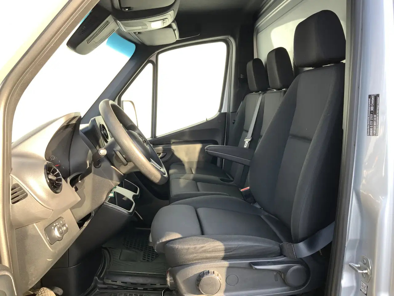 Mercedes-Benz Sprinter 519 1.9 CDI L2 RWD Pick Up Automaat Airco Cruise N - Furgone con cassone fisso: foto 5 Mercedes-Benz Sprinter 519 1.9 CDI L2 RWD Pick Up Automaat Airco Cruise N - Furgone con cassone fisso: foto 5