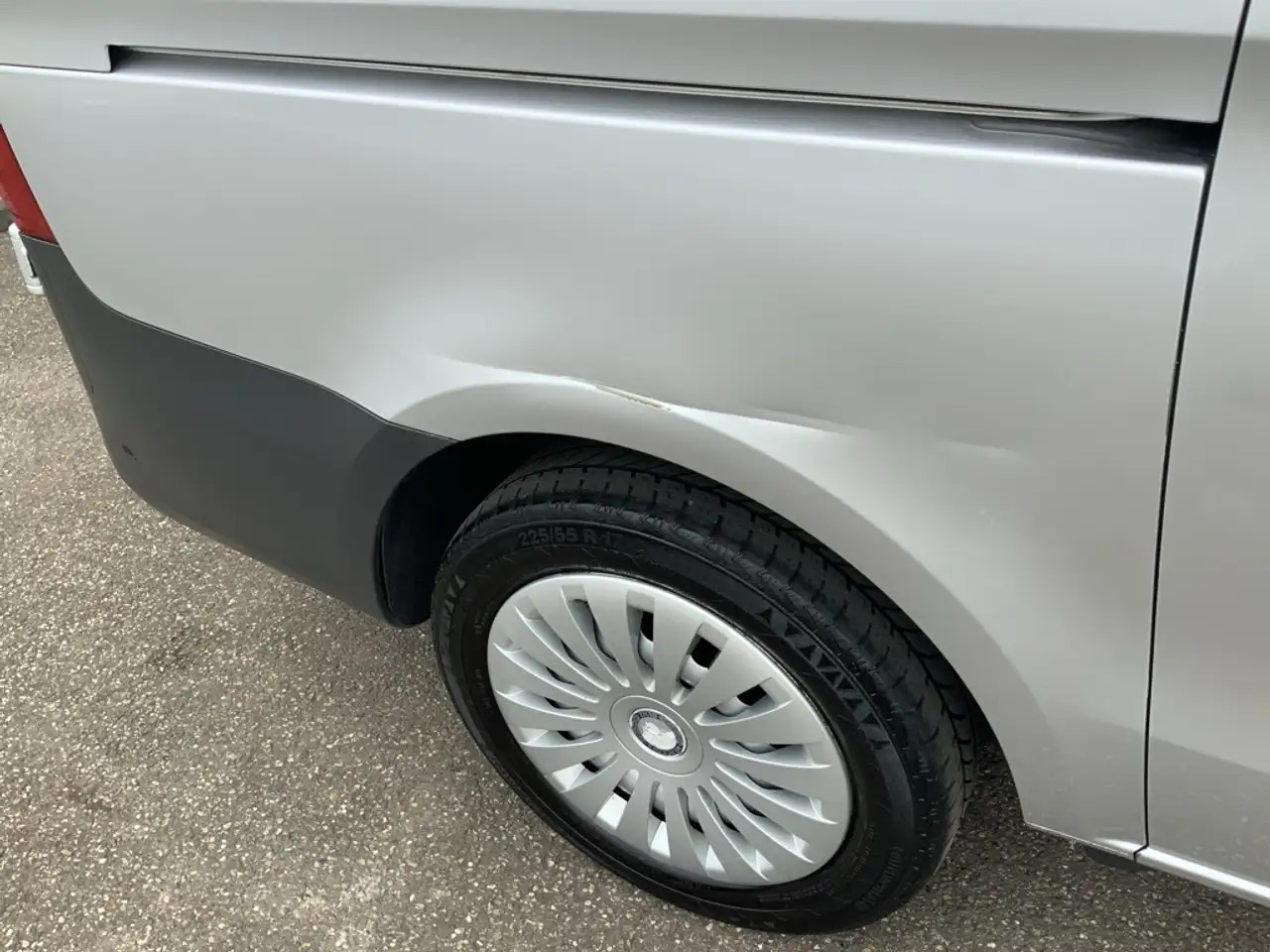 Mercedes-Benz Vito 119 CDI Lang Automaat Airco Cruise Trekhaak 2500 k - Furgone chiuso: foto 4 Mercedes-Benz Vito 119 CDI Lang Automaat Airco Cruise Trekhaak 2500 k - Furgone chiuso: foto 4