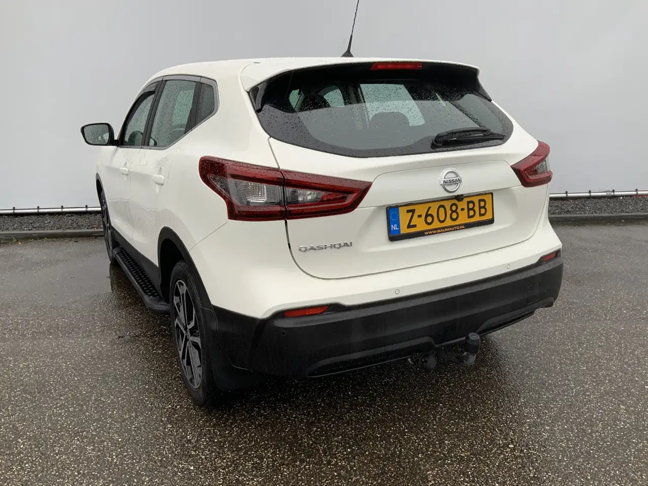 Nissan Qashqai 1.3 DIG-T Visia A SUV Airco Cruise Groot Scherm Na - SUV/ Fuoristrada: foto 3 Nissan Qashqai 1.3 DIG-T Visia A SUV Airco Cruise Groot Scherm Na - SUV/ Fuoristrada: foto 3