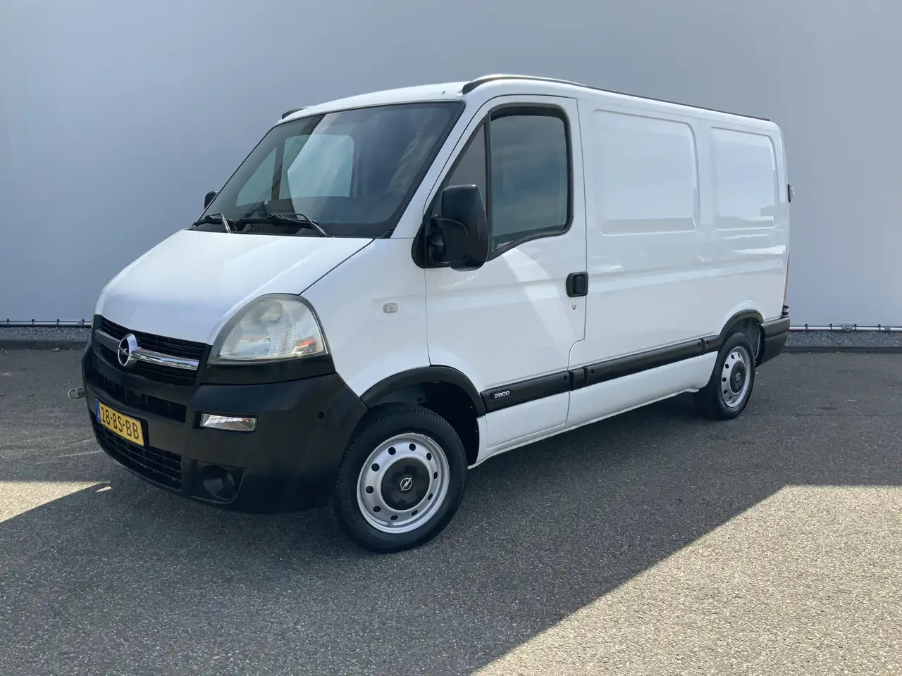 Opel Movano 1.9 CDTi L1H1(Koppeling Defect) 3 Zits Trekhaak 20 - Furgoncino: foto 1 Opel Movano 1.9 CDTi L1H1(Koppeling Defect) 3 Zits Trekhaak 20 - Furgoncino: foto 1