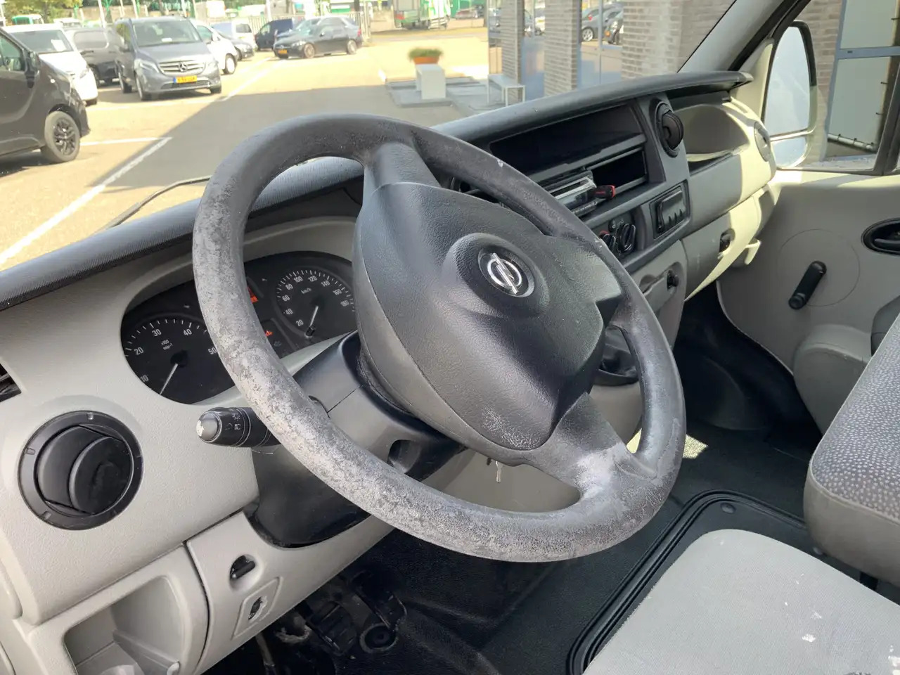 Opel Movano 1.9 CDTi L1H1(Koppeling Defect) 3 Zits Trekhaak 20 - Furgoncino: foto 5 Opel Movano 1.9 CDTi L1H1(Koppeling Defect) 3 Zits Trekhaak 20 - Furgoncino: foto 5