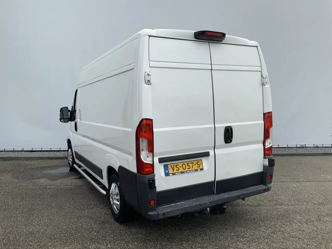 Peugeot Boxer 330 2.2 HDI L2H2 Première Airco Cruise Camera side - Furgone chiuso: foto 3 Peugeot Boxer 330 2.2 HDI L2H2 Première Airco Cruise Camera side - Furgone chiuso: foto 3