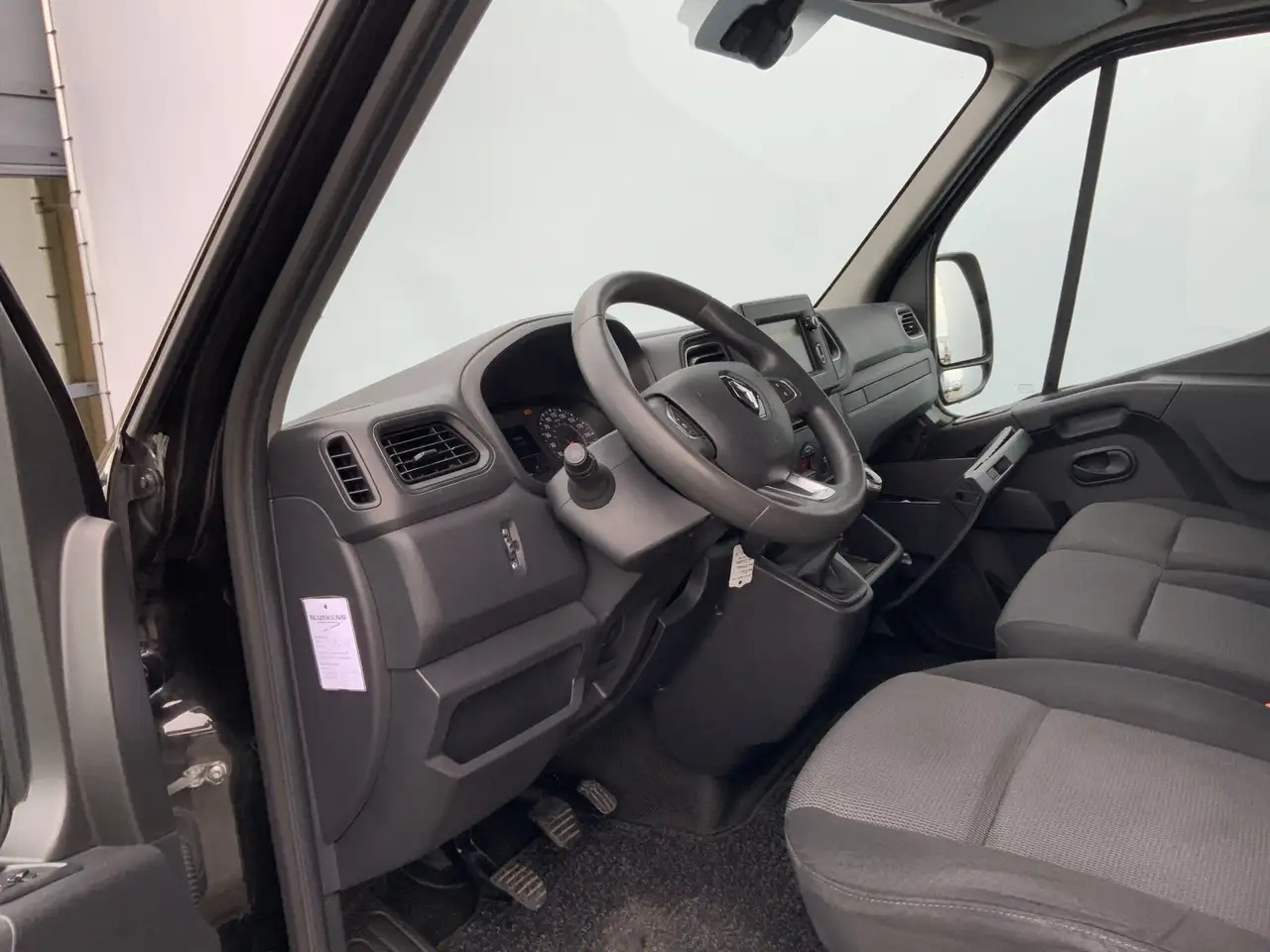 Renault Master T35 2.3 dCi 150 L2H2 Airco Cruise 3 Zits Camera Tr - Furgone chiuso: foto 5 Renault Master T35 2.3 dCi 150 L2H2 Airco Cruise 3 Zits Camera Tr - Furgone chiuso: foto 5