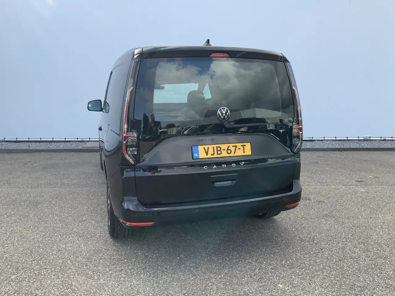 Volkswagen Caddy Cargo 2.0 TDI 1st Edition Automaat Airco Cruise Le - Furgoncino: foto 2 Volkswagen Caddy Cargo 2.0 TDI 1st Edition Automaat Airco Cruise Le - Furgoncino: foto 2