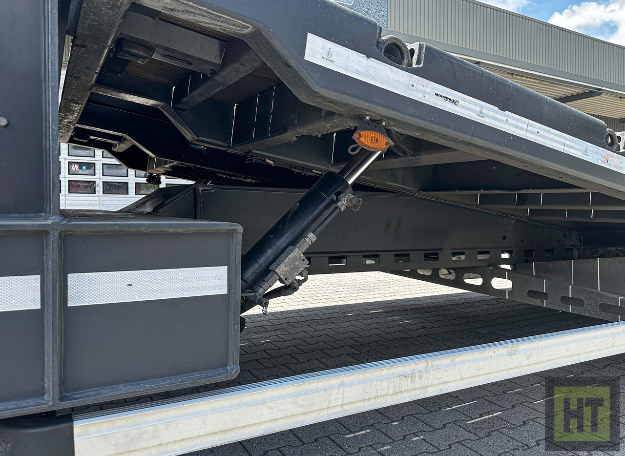 Faymonville 3-Achs-Semi mit hydr. Ladeboden und hydr. Rampen mit Holzbelag - Semirimorchio pianale ribassato: foto 3 Faymonville 3-Achs-Semi mit hydr. Ladeboden und hydr. Rampen mit Holzbelag - Semirimorchio pianale ribassato: foto 3