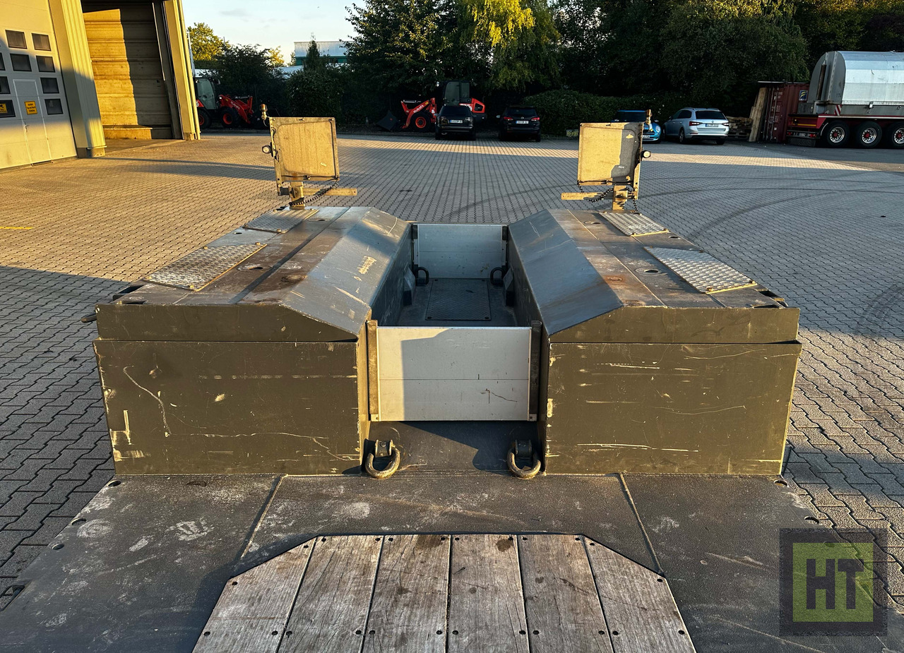 Faymonville MAX Trailer 2-Achs-Tiefbett mit Pendelachsen - Semirimorchio pianale ribassato: foto 4 Faymonville MAX Trailer 2-Achs-Tiefbett mit Pendelachsen - Semirimorchio pianale ribassato: foto 4