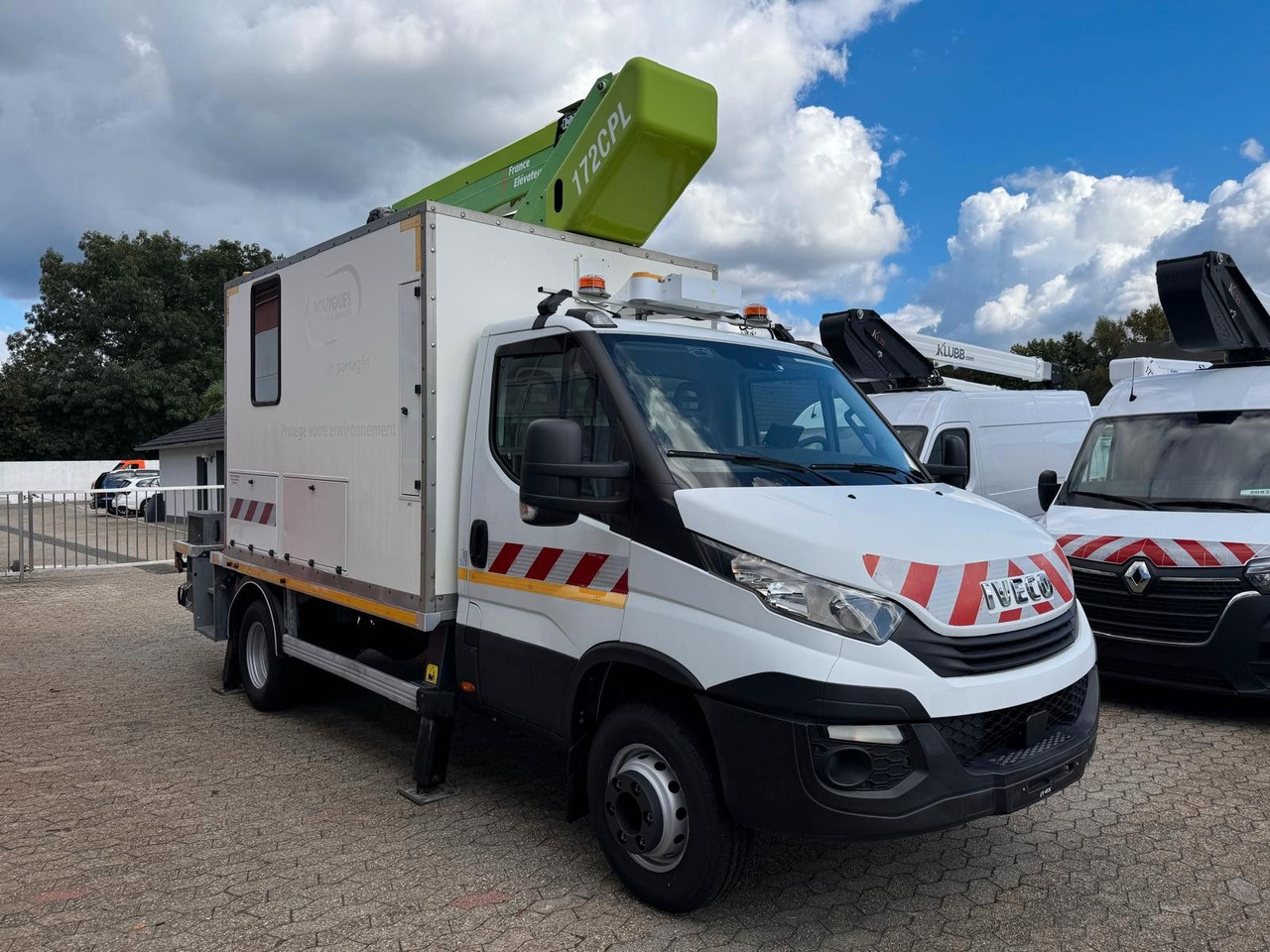 Iveco 70C18 Hubarbeitsbühne France Elevateur 172 CPL - Piattaforma autocarrata: foto 3 Iveco 70C18 Hubarbeitsbühne France Elevateur 172 CPL - Piattaforma autocarrata: foto 3