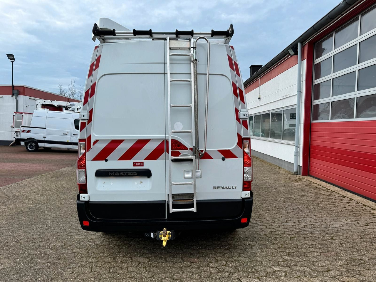Renault Master Werkstattwagen Kastenwagen EURO 6 - Furgone chiuso: foto 5 Renault Master Werkstattwagen Kastenwagen EURO 6 - Furgone chiuso: foto 5