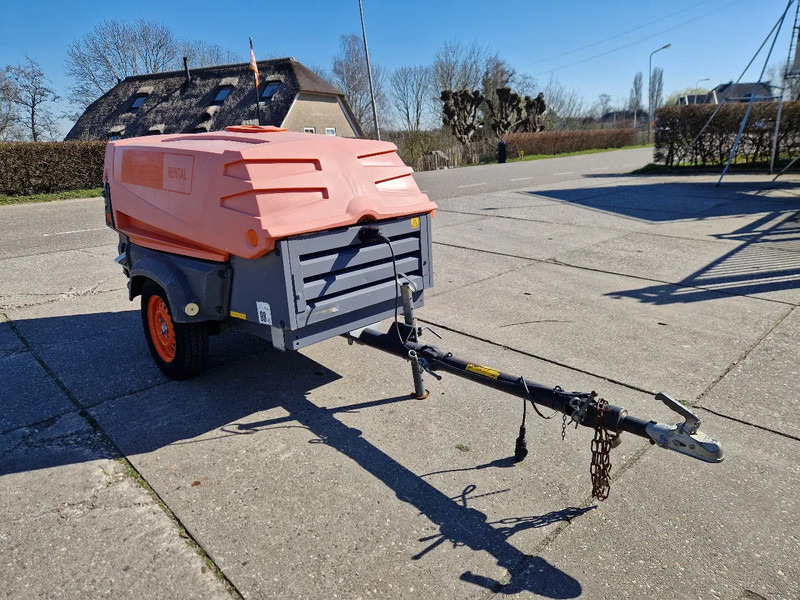 Atlas-Copco XAS57 in zeer nette staat - Compressore d'aria: foto 2 Atlas-Copco XAS57 in zeer nette staat - Compressore d'aria: foto 2