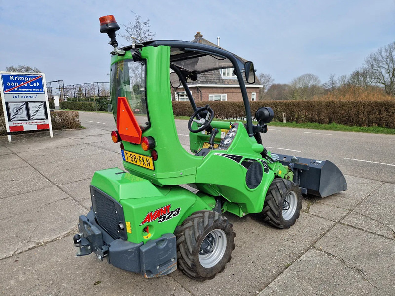Avant M523 met 317 uur, in nieuwstaat!! - Minipala cingolata: foto 3 Avant M523 met 317 uur, in nieuwstaat!! - Minipala cingolata: foto 3