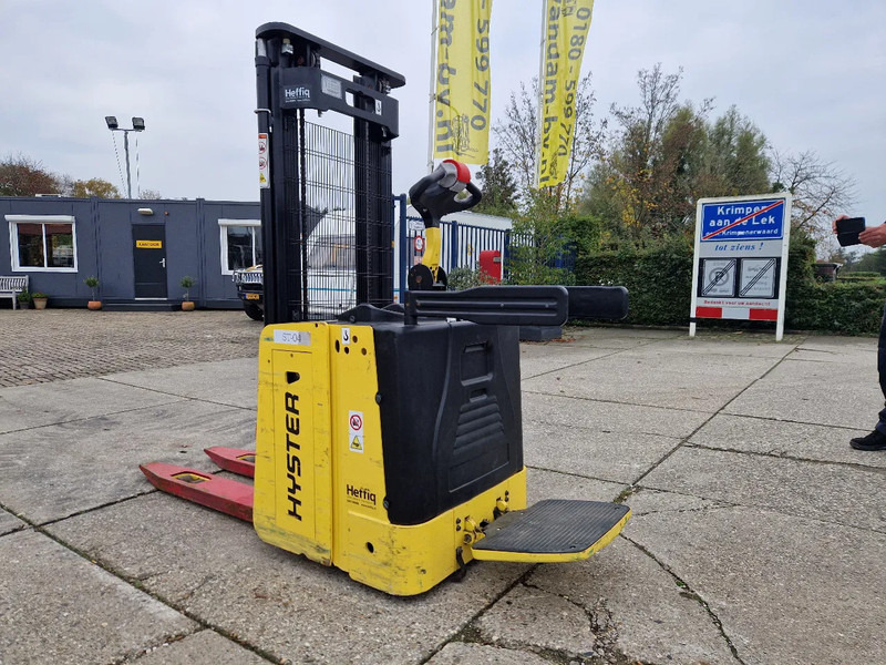 Hyster S1.5S elektrische stapelaar - Stoccatore: foto 4 Hyster S1.5S elektrische stapelaar - Stoccatore: foto 4