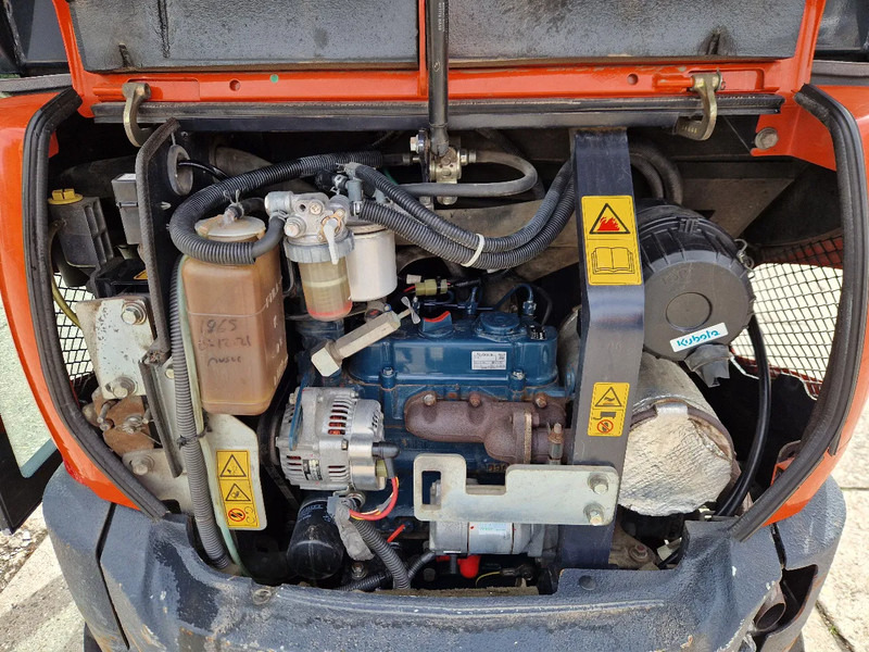 Kubota KX019-4 CW05 met 2 bakken - Miniescavatore: foto 5 Kubota KX019-4 CW05 met 2 bakken - Miniescavatore: foto 5