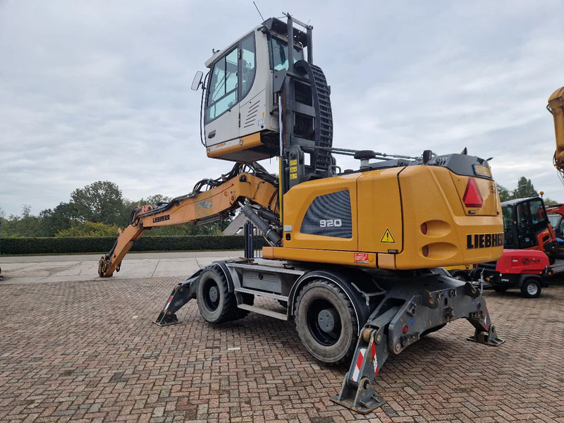 Liebherr A 920 Litronic - Escavatore per movimentazione: foto 1 Liebherr A 920 Litronic - Escavatore per movimentazione: foto 1