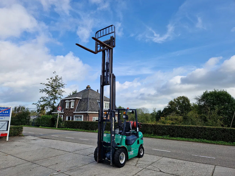 Maximal Nissan Zhejiang 2.5 ton LPG LOW HOURS - Carrello elevatore a gas: foto 1 Maximal Nissan Zhejiang 2.5 ton LPG LOW HOURS - Carrello elevatore a gas: foto 1