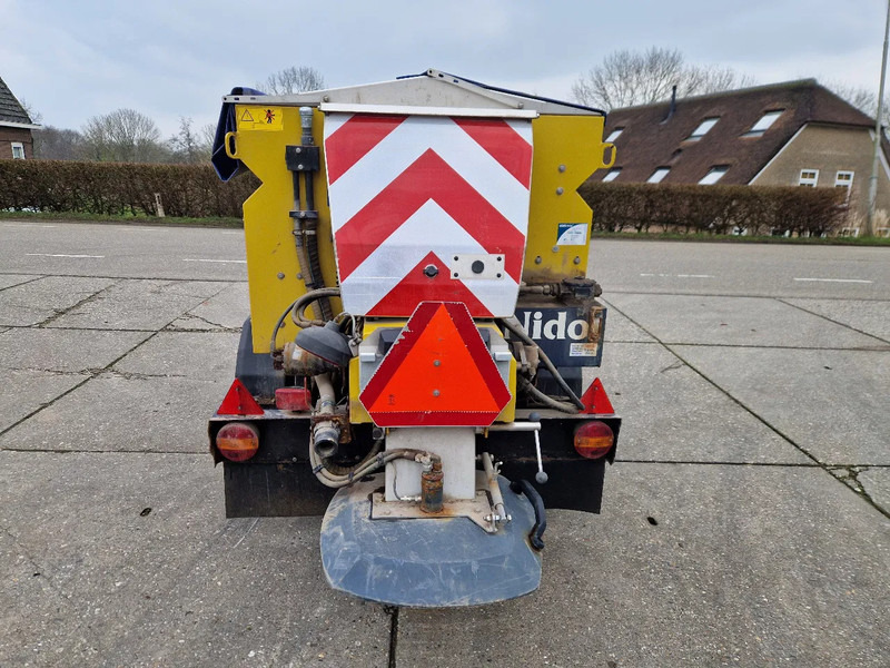 Onbekend Nido Stratos B08-15 nat zoutstrooier zo uit het werk - Spargisale: foto 5 Onbekend Nido Stratos B08-15 nat zoutstrooier zo uit het werk - Spargisale: foto 5