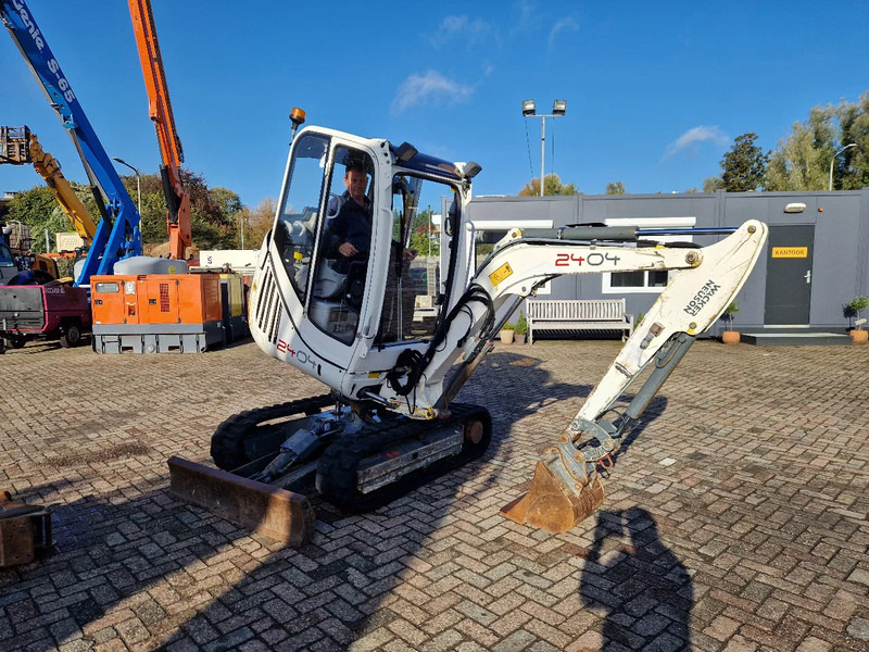 WACKER NEUSON 2404RD met nivelleersysteem, mountain proof - Miniescavatore: foto 1 WACKER NEUSON 2404RD met nivelleersysteem, mountain proof - Miniescavatore: foto 1