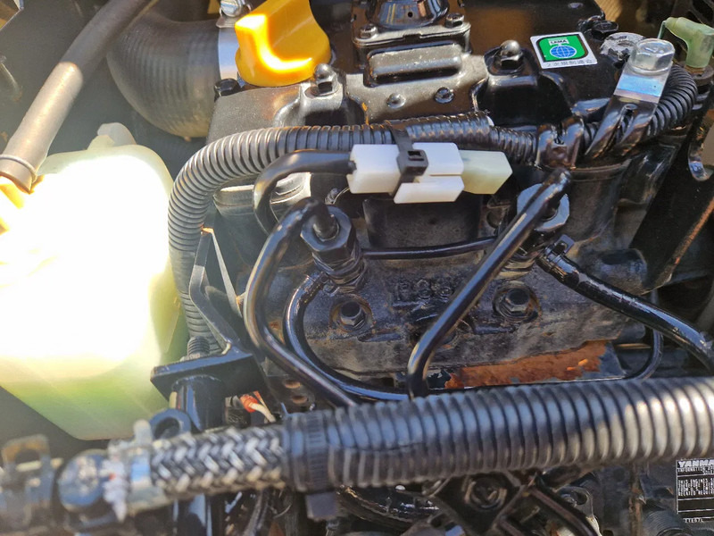 Dumper Yanmar C12R-B 3-zijdig kiepend: foto 7