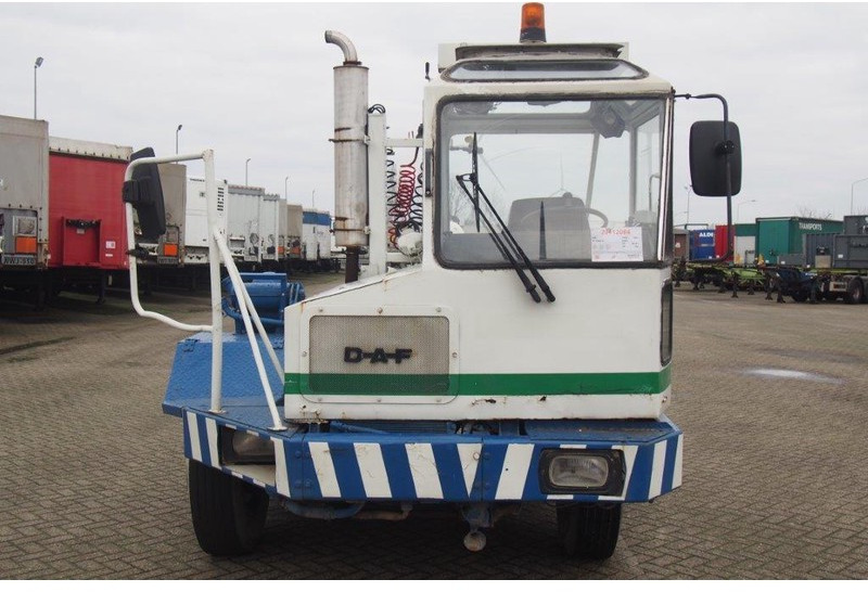 DAF RORO Terminal tractor TT13050H* - Trattore terminale: foto 2 DAF RORO Terminal tractor TT13050H* - Trattore terminale: foto 2