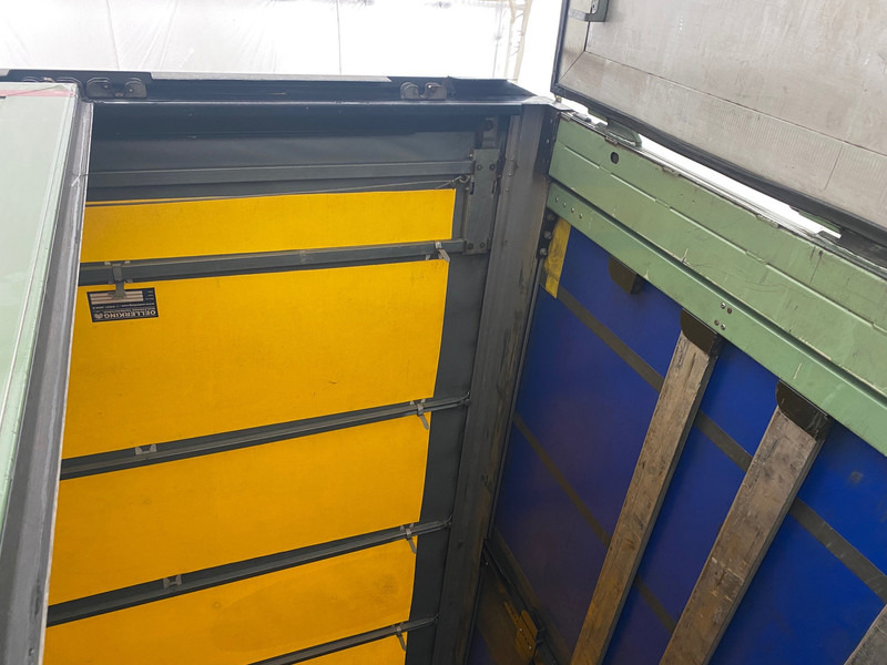 Camion centinato DAF XF 460 Super Space Cab: foto 7 Camion centinato DAF XF 460 Super Space Cab: foto 7