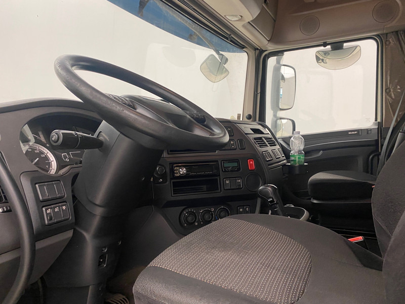 Camion centinato DAF XF 460 Super Space Cab: foto 10 Camion centinato DAF XF 460 Super Space Cab: foto 10