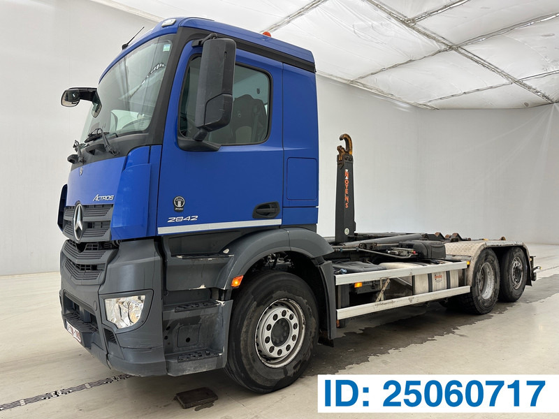 Mercedes-Benz Actros 2842 - 6x2 - Autocarro scarrabile: foto 1 Mercedes-Benz Actros 2842 - 6x2 - Autocarro scarrabile: foto 1