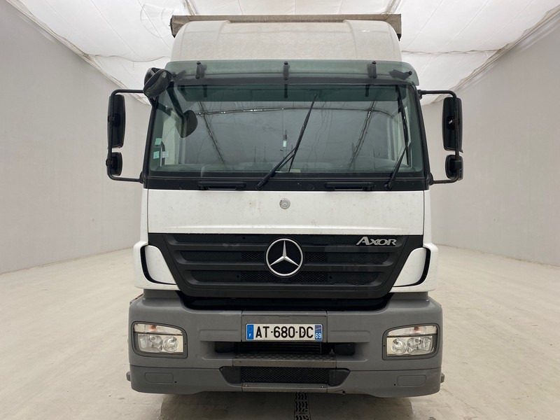 Mercedes-Benz Axor 1824 - Camion centinato: foto 2 Mercedes-Benz Axor 1824 - Camion centinato: foto 2
