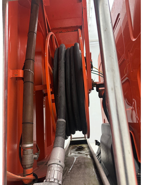 Renault Midlum 300 DXi - Camion cisterna: foto 5 Renault Midlum 300 DXi - Camion cisterna: foto 5