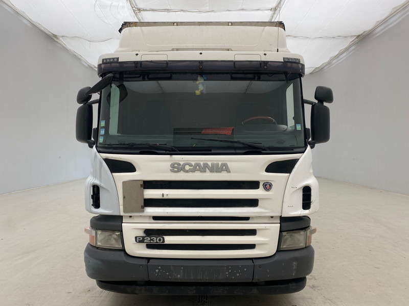 Scania P230 - Camion centinato: foto 2 Scania P230 - Camion centinato: foto 2