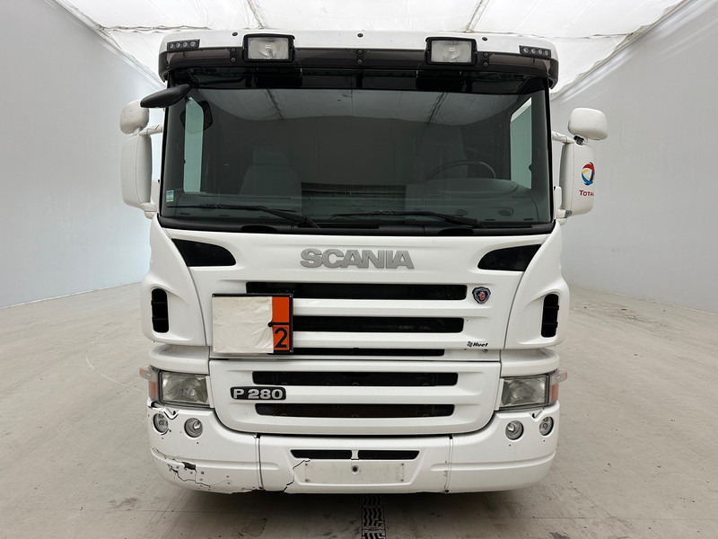 Scania P280 - Camion cisterna: foto 2 Scania P280 - Camion cisterna: foto 2