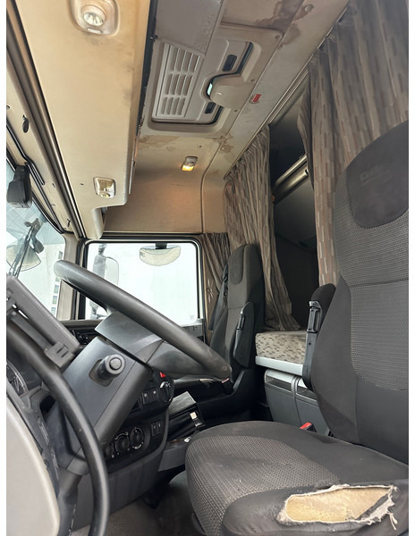 Trattore stradale DAF XF 460 Space Cab: foto 10