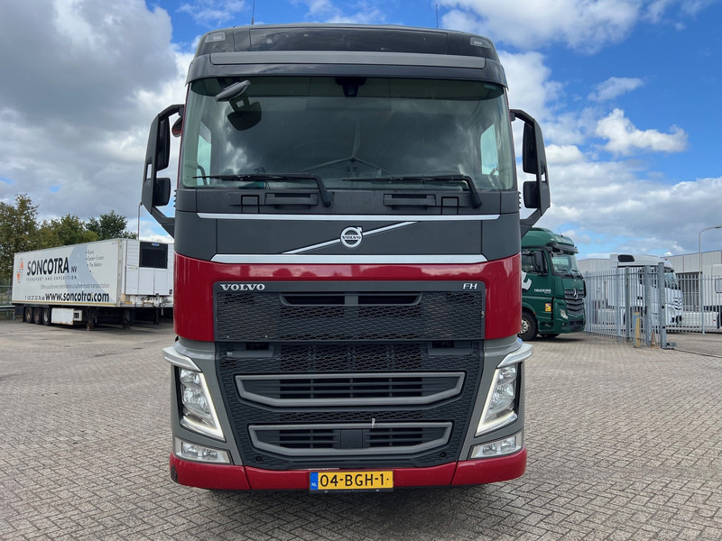 Volvo FH13.420 Globetrotter - ADR - Trattore stradale: foto 2 Volvo FH13.420 Globetrotter - ADR - Trattore stradale: foto 2