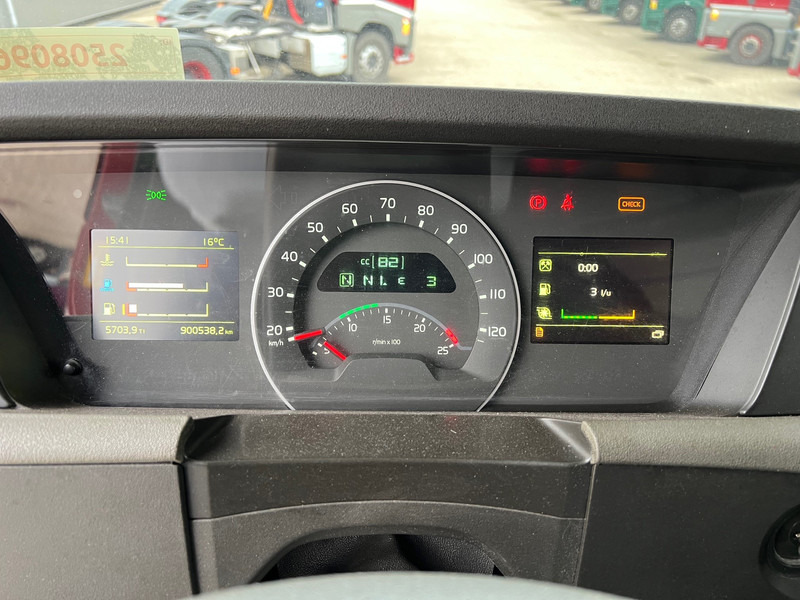 Trattore stradale Volvo FH13.420 Globetrotter - ADR: foto 8