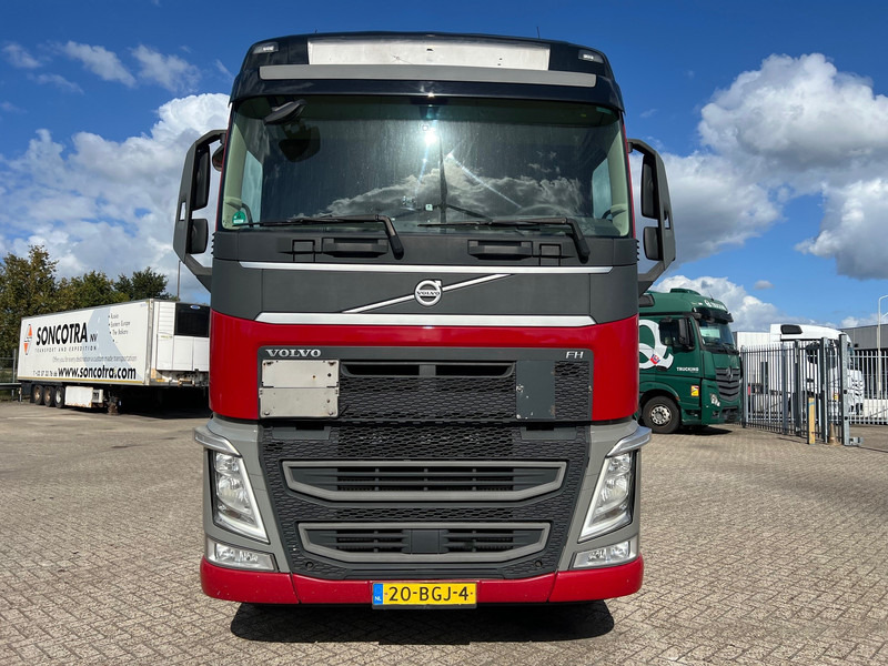 Volvo FH13.420 Globetrotter - ADR - Trattore stradale: foto 2 Volvo FH13.420 Globetrotter - ADR - Trattore stradale: foto 2