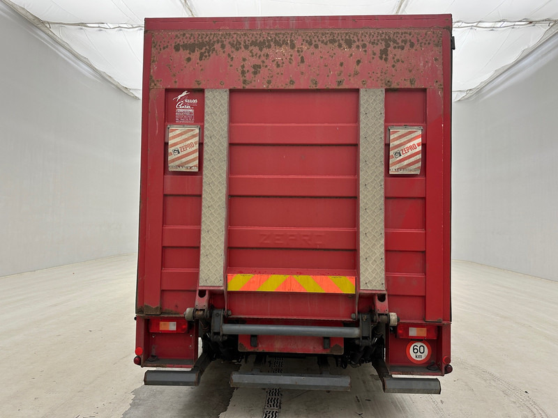 Camion centinato Volvo FL 220: foto 9 Camion centinato Volvo FL 220: foto 9