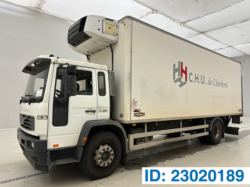 Volvo FL 220 - Autocarro frigorifero: foto 1 Volvo FL 220 - Autocarro frigorifero: foto 1