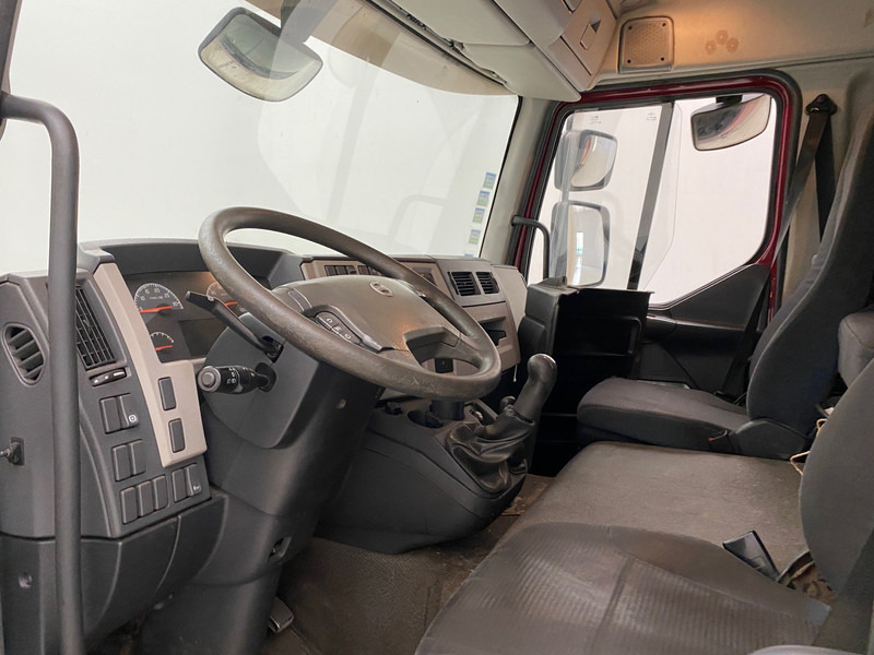 Autocarro furgonato Volvo FL 240: foto 7