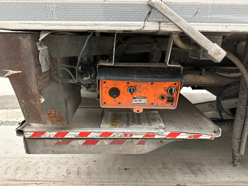 Volvo FL 250 - Autocarro frigorifero: foto 4 Volvo FL 250 - Autocarro frigorifero: foto 4