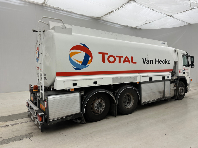 Volvo FM 300 - 6x2 - Camion cisterna: foto 4 Volvo FM 300 - 6x2 - Camion cisterna: foto 4