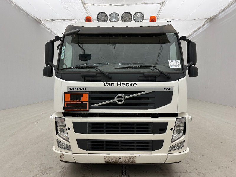 Volvo FM 300 - 6x2 - Camion cisterna: foto 2 Volvo FM 300 - 6x2 - Camion cisterna: foto 2