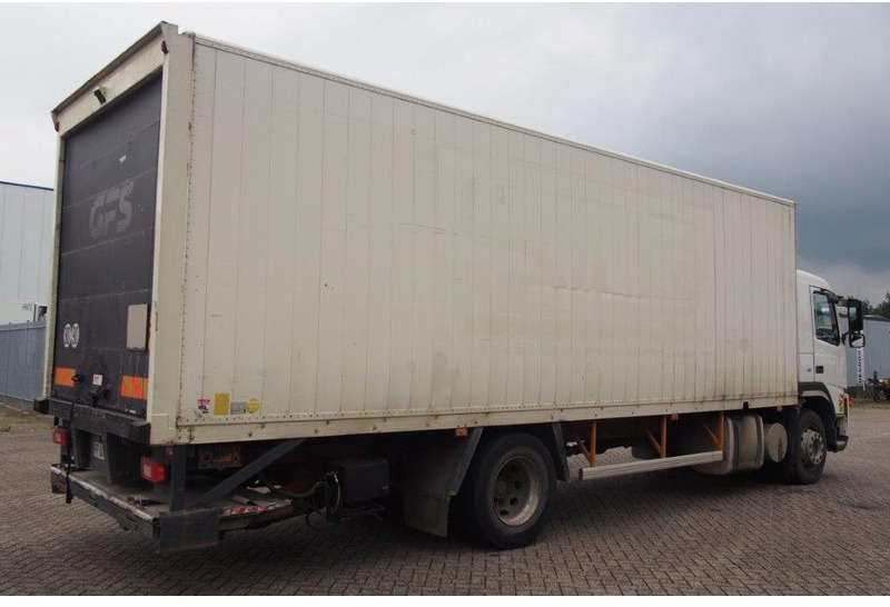 Volvo FM9.260* - Autocarro furgonato: foto 4 Volvo FM9.260* - Autocarro furgonato: foto 4
