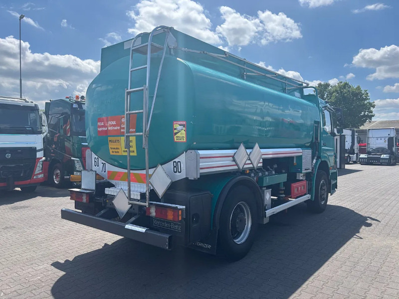 Mercedes-Benz Axor 1828 4x2 12500 Liter Fueltank - Camion cisterna: foto 4 Mercedes-Benz Axor 1828 4x2 12500 Liter Fueltank - Camion cisterna: foto 4