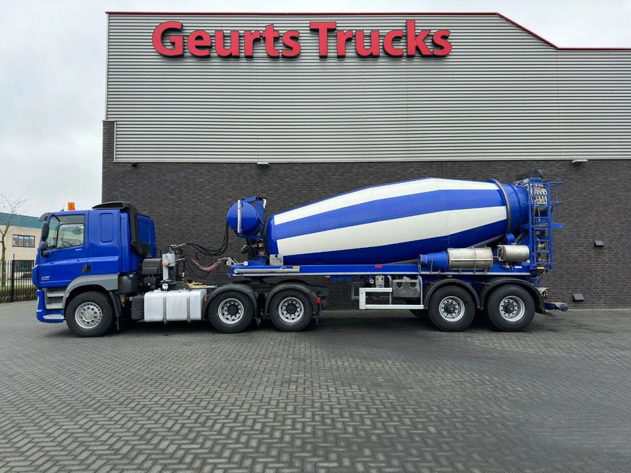 DAF CF 510 6X4 + DE BUF ST2 2-ASSIGE 10M3 CONCRETE M - Autobetoniera: foto 1 DAF CF 510 6X4 + DE BUF ST2 2-ASSIGE 10M3 CONCRETE M - Autobetoniera: foto 1