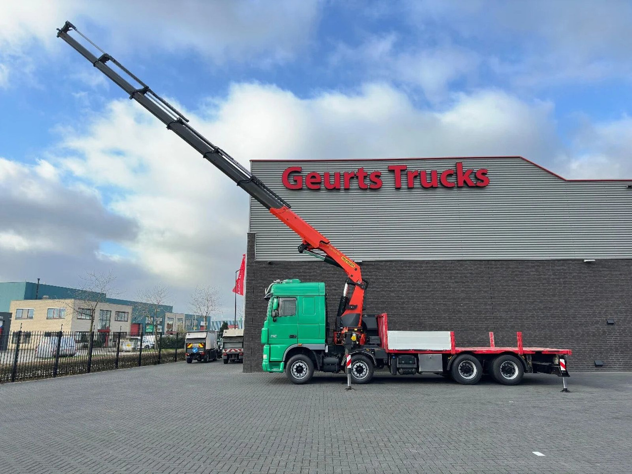 DAF XF 105.510 8X4 + PALFINGER PK 65002-SH E POWER L - Camion con gru: foto 5 DAF XF 105.510 8X4 + PALFINGER PK 65002-SH E POWER L - Camion con gru: foto 5