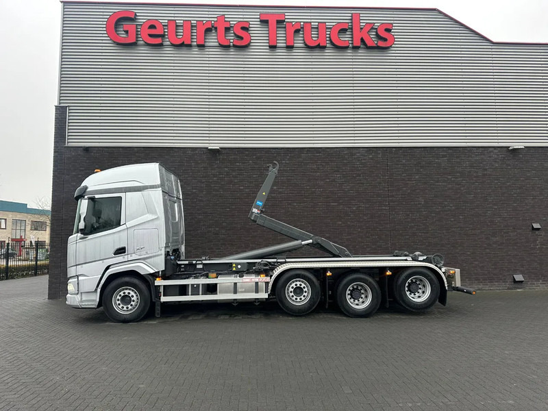 DAF XF 530 8X2 TRIPLE VDL S-30-6700 HAAKARMSYSTEEM/ABROLLKIPPER/HOOKLIFT/NIEUW/NEW - Autocarro scarrabile: foto 1 DAF XF 530 8X2 TRIPLE VDL S-30-6700 HAAKARMSYSTEEM/ABROLLKIPPER/HOOKLIFT/NIEUW/NEW - Autocarro scarrabile: foto 1