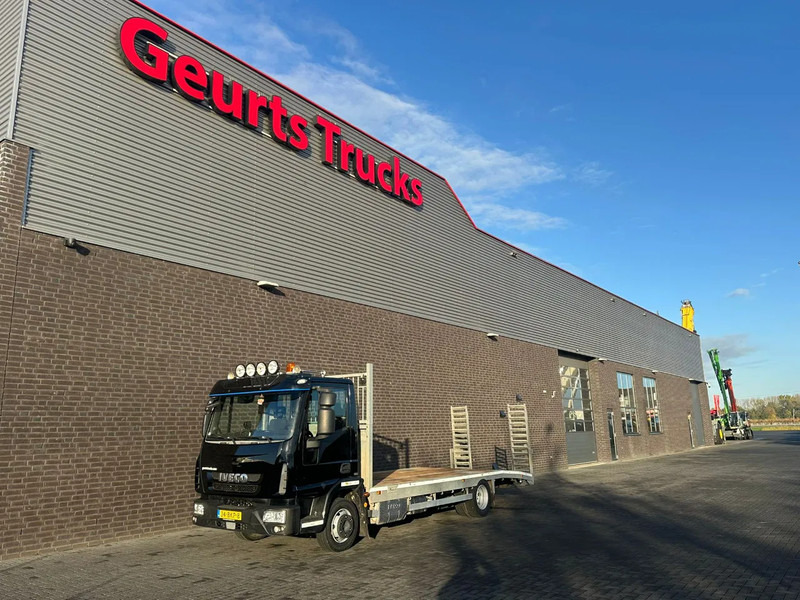 Iveco Eurocargo 12-60 OPRIJWAGEN / MACHINE TRANSPORTER / PLATEAU - Camion bisarca: foto 2 Iveco Eurocargo 12-60 OPRIJWAGEN / MACHINE TRANSPORTER / PLATEAU - Camion bisarca: foto 2