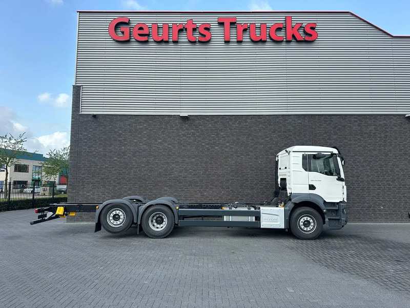 MAN TGS 26.480 6X2-4 BL CHASSIS CABINE (NIEUW) - Autocarro telaio: foto 4 MAN TGS 26.480 6X2-4 BL CHASSIS CABINE (NIEUW) - Autocarro telaio: foto 4
