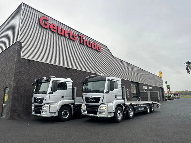 MAN TGS 35.470 8X2 OPRIJWAGEN/MACHINE TRANSPORTER/PLATEAU/ - Camion bisarca: foto 2 MAN TGS 35.470 8X2 OPRIJWAGEN/MACHINE TRANSPORTER/PLATEAU/ - Camion bisarca: foto 2